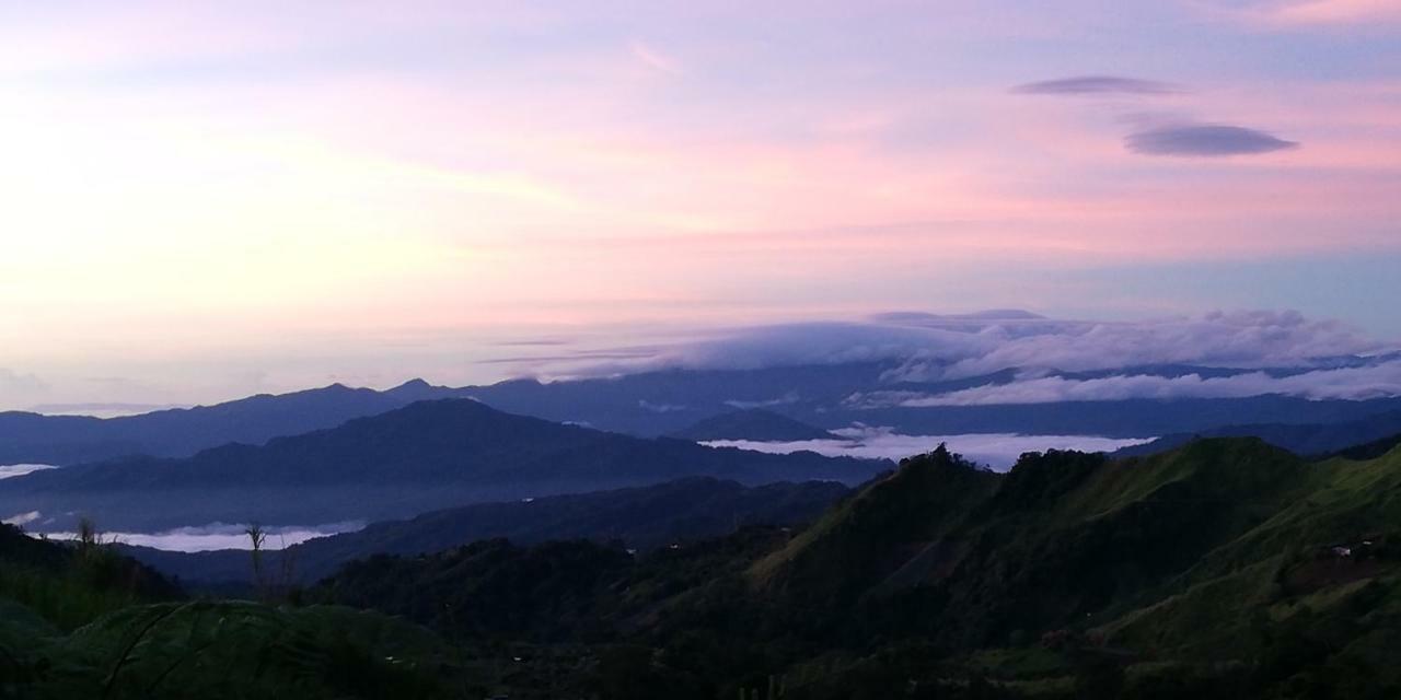 Wind Valley Farmstay Kundasang Экстерьер фото